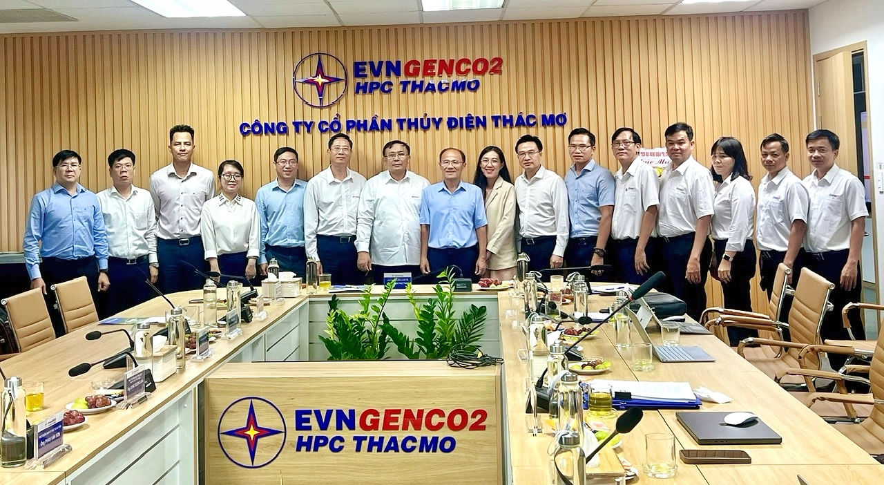 Ảnh lưu niệm (1)