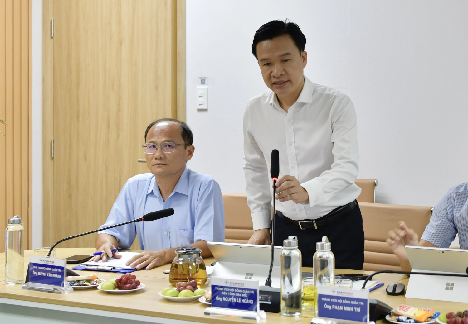 Ảnh ông Nguyễn Lê Hoàng (1)