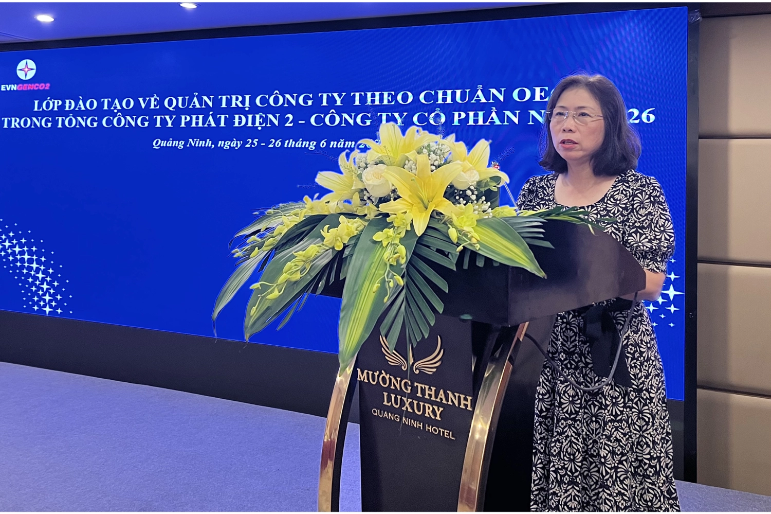 Bà Ngọc Lan phát biểu (1)