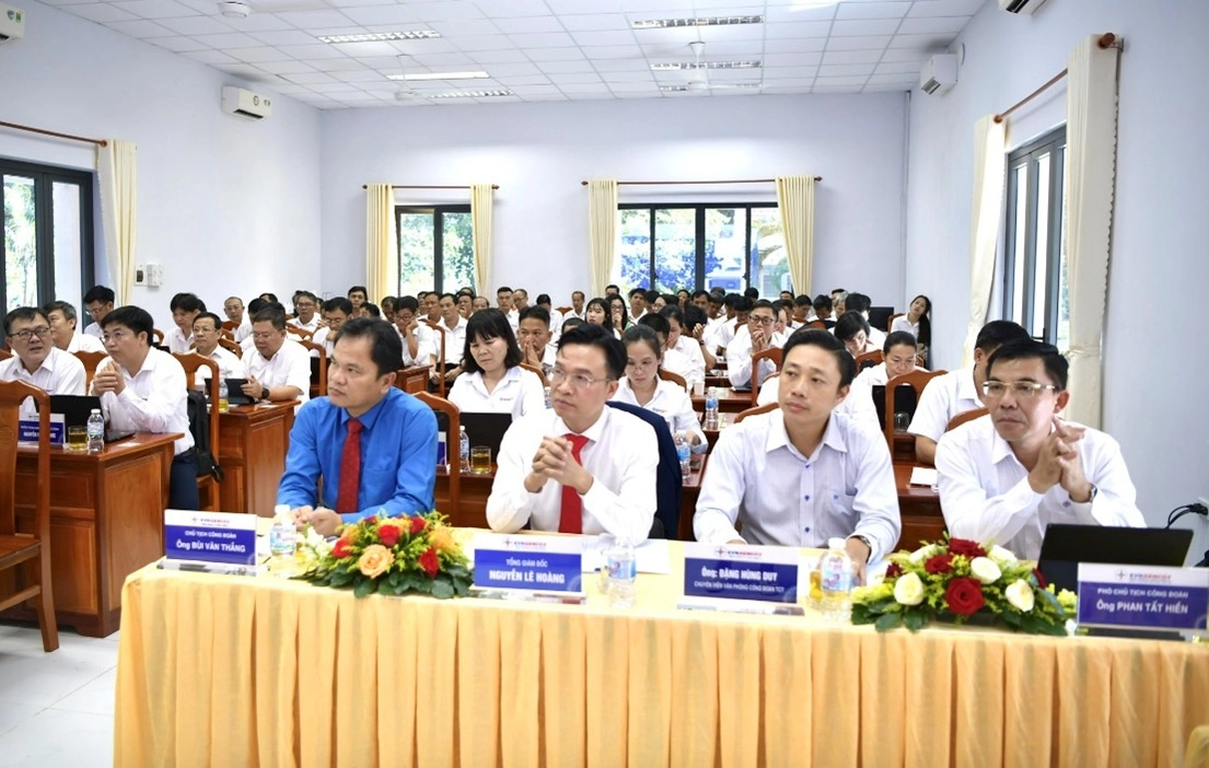 CBCNV tham dự HN (1)