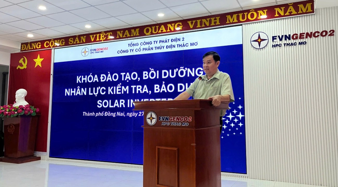 Ông Đào Nguyên Hạnh – Phó Tổng giám đốc, Chủ tịch Công đoàn Công ty phát biểu khai mạc