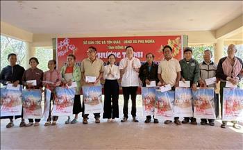 TMP lan tỏa tinh thần sẻ chia: Trao 100 phần quà Tết cho đồng bào dân tộc thiểu số xã Phú Nghĩa