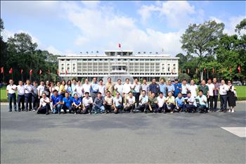 EVNGENCO2 - TMP: Hành trình về nguồn – Từ Thành phố mang tên Bác đến Thành phố Anh hùng